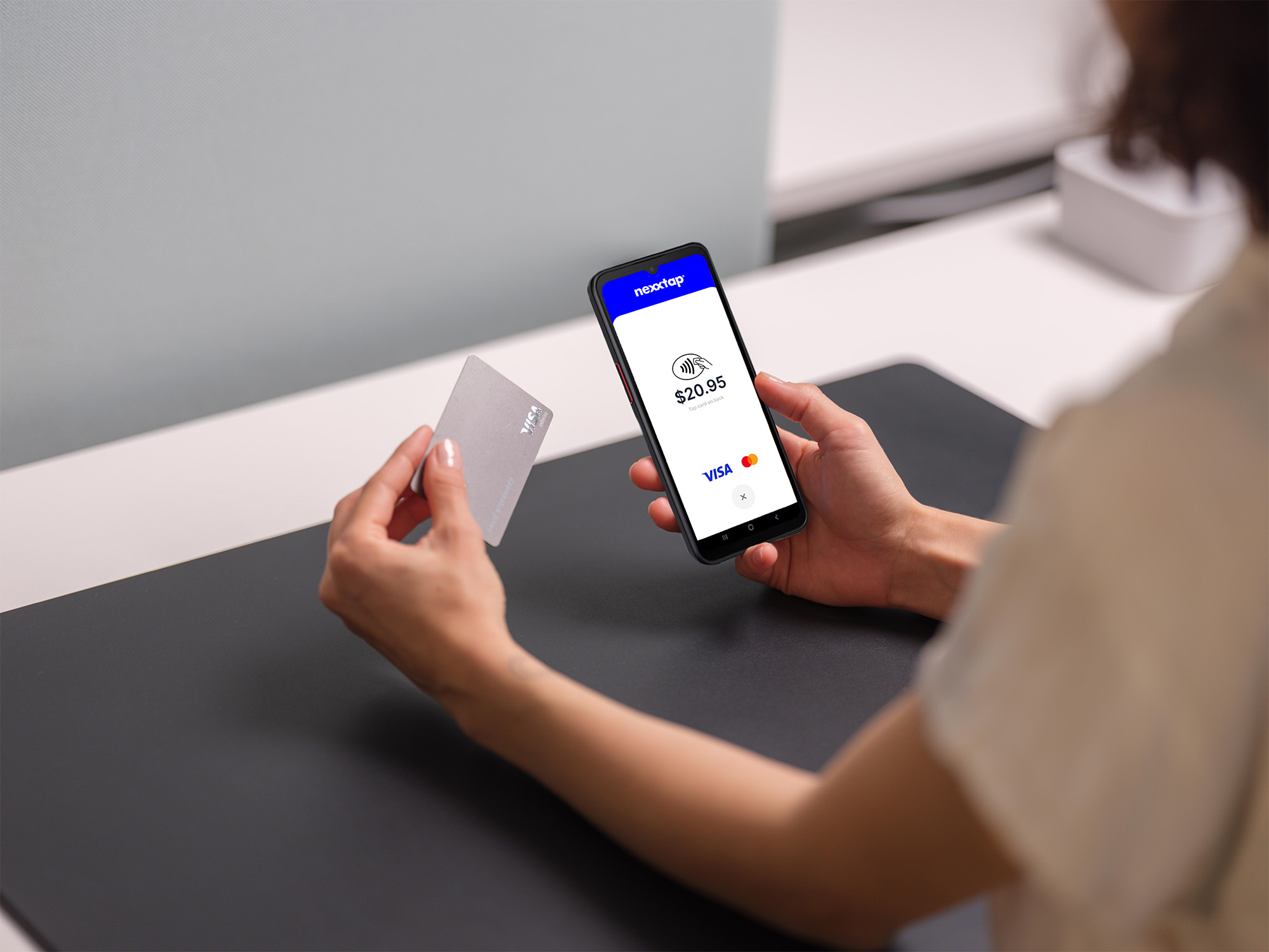 Nexxtap-samsung- Australia Softpos taking payment